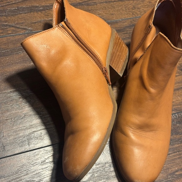 Jack Rogers Peyton Carmel Leather Ankle Booties Women’s Size 9 - Picture 7 of 7